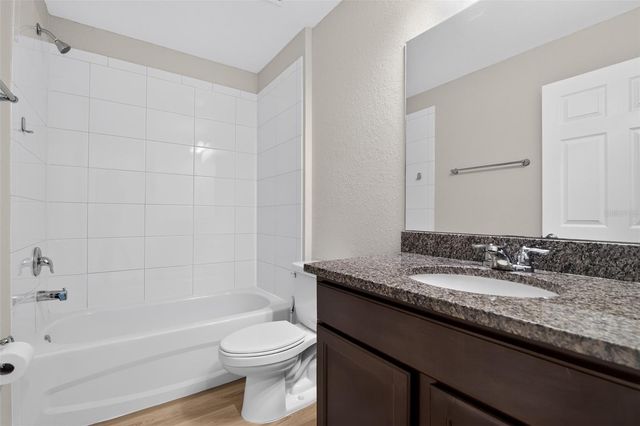 16 SPRING LOOP COURT, Ocala, FL 34472