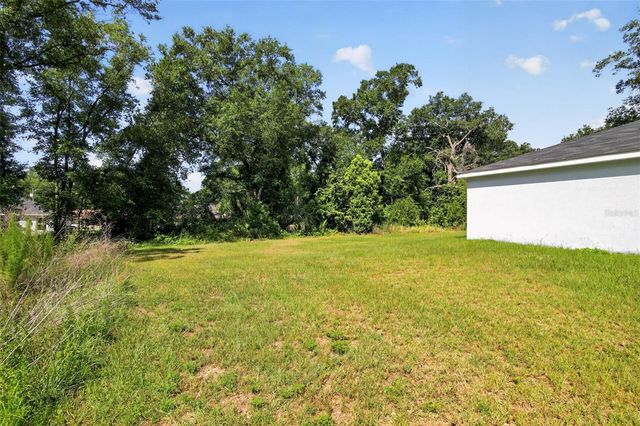16 SPRING LOOP COURT, Ocala, FL 34472