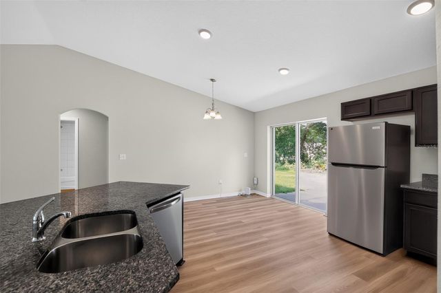 16 SPRING LOOP COURT, Ocala, FL 34472