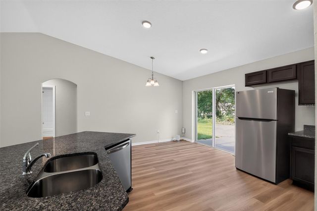 16 SPRING LOOP COURT, Ocala, FL 34472