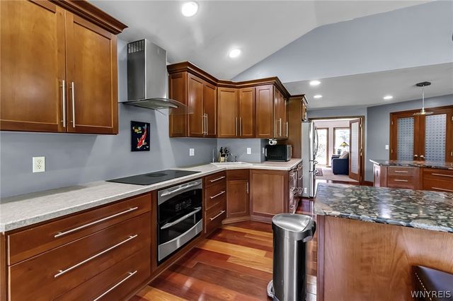 10200 Lapp Road, Clarence, NY 14032