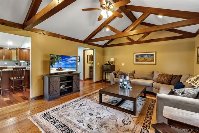 10200 Lapp Road, Clarence, NY 14032