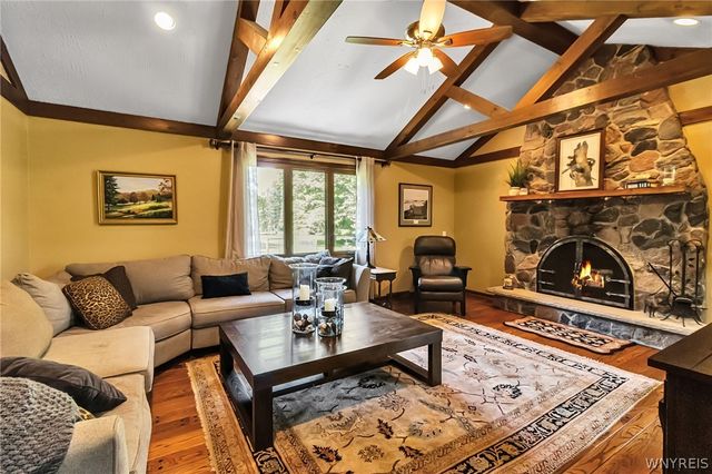 10200 Lapp Road, Clarence, NY 14032