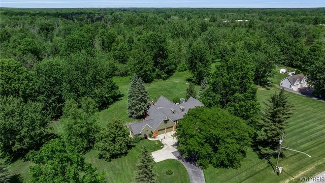 10200 Lapp Road, Clarence, NY 14032