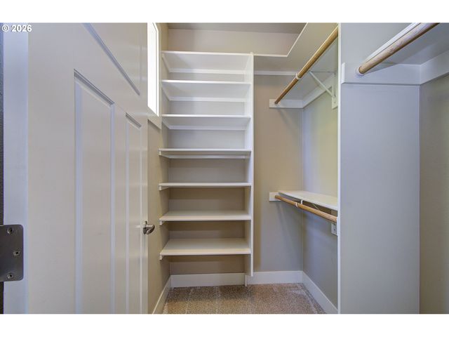 329 N 33RD Ct, Ridgefield, WA 98642