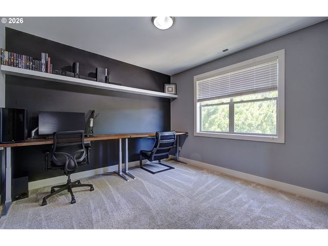 329 N 33RD Ct, Ridgefield, WA 98642