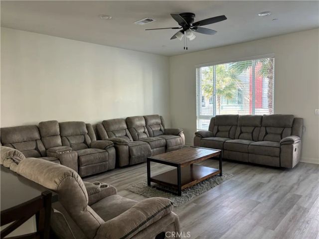 114 Citysquare, Irvine, CA 92614