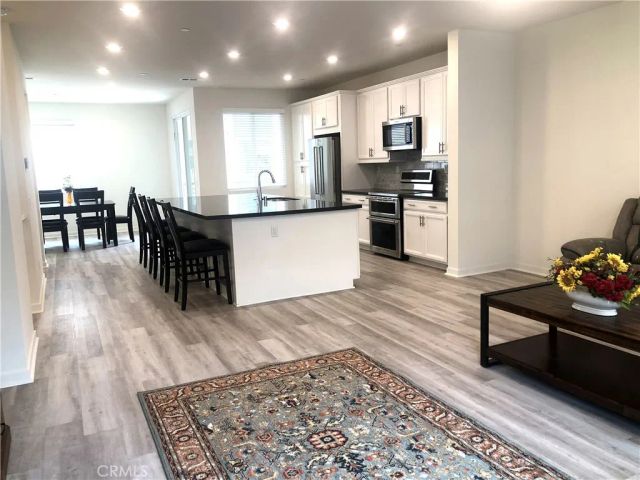 114 Citysquare, Irvine, CA 92614
