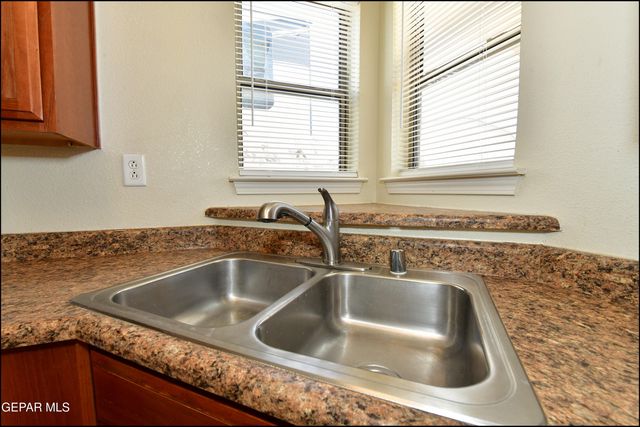 11820 Mesquite Bush Drive, El Paso, TX 79934