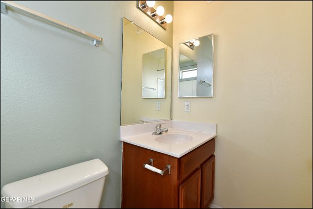 11820 Mesquite Bush Drive, El Paso, TX 79934