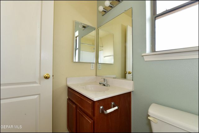 11820 Mesquite Bush Drive, El Paso, TX 79934