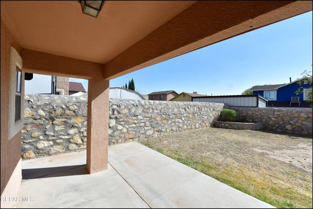 11820 Mesquite Bush Drive, El Paso, TX 79934