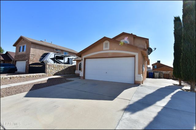 11820 Mesquite Bush Drive, El Paso, TX 79934