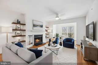 3175 SUMMIT SQUARE DR #5-E3, Oakton, VA 22124