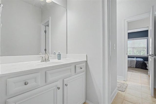 325 Hillgrove Drive, Canton, GA 30114