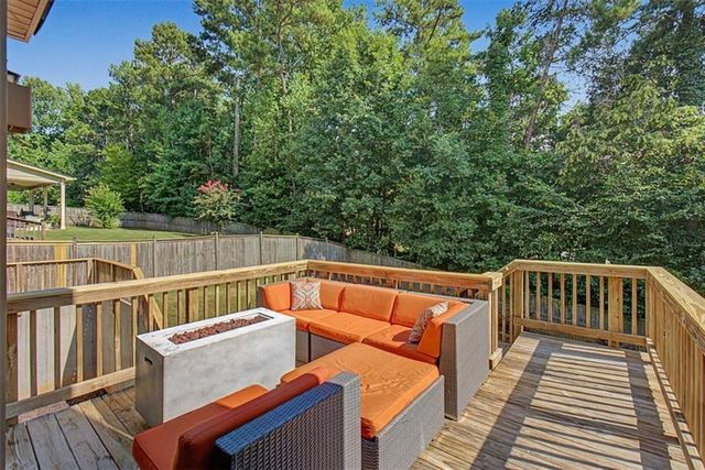 325 Hillgrove Drive, Canton, GA 30114