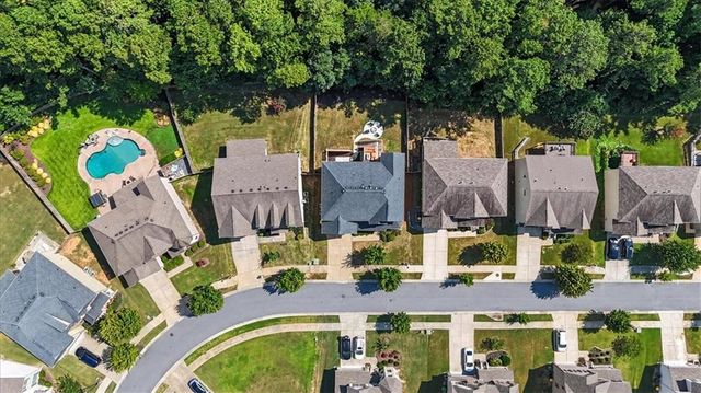 325 Hillgrove Drive, Canton, GA 30114
