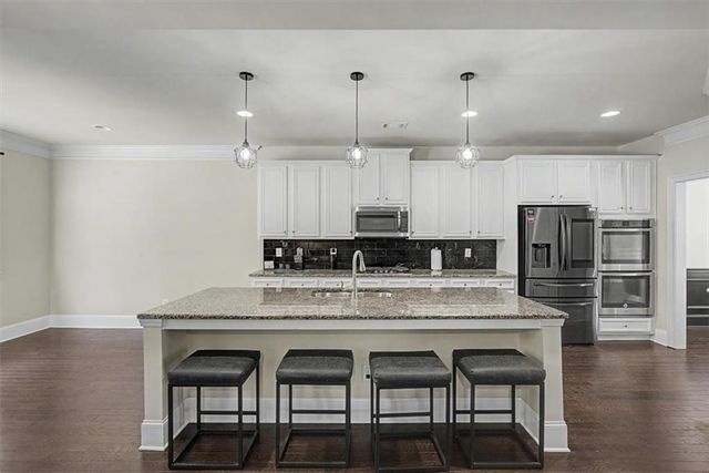 325 Hillgrove Drive, Canton, GA 30114