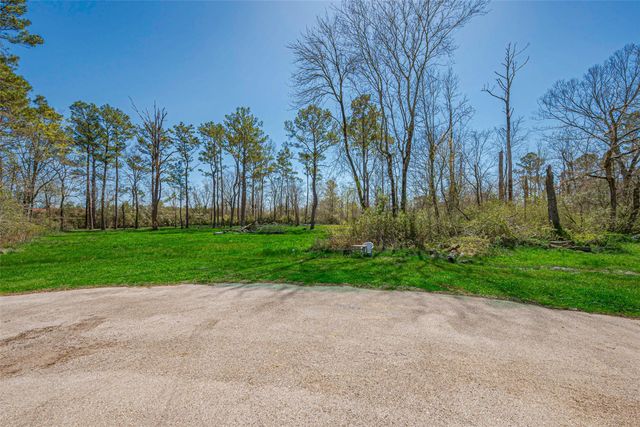 000 Stag Circle, Huffman, TX 77336