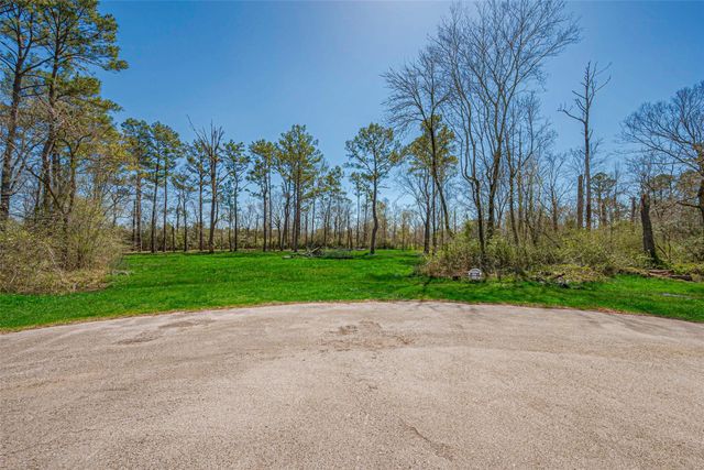 000 Stag Circle, Huffman, TX 77336