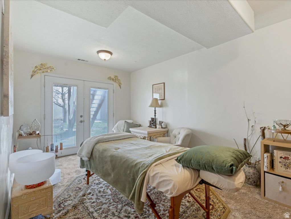 Image 27 of property listing at 58 N COUNTRY BEND RD, Farmington, UT 84025