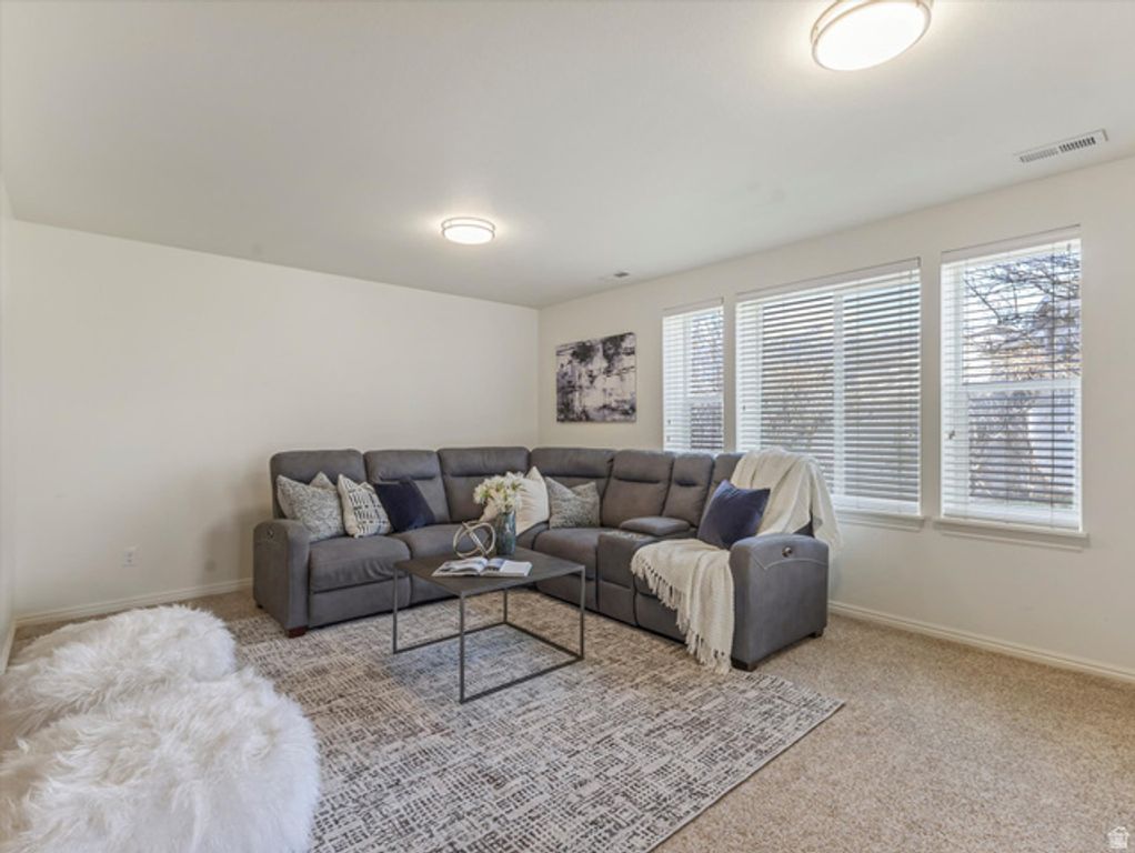 Image 30 of property listing at 58 N COUNTRY BEND RD, Farmington, UT 84025