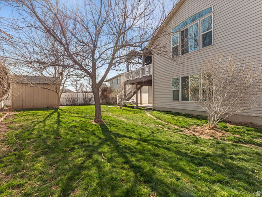 Image 33 of property listing at 58 N COUNTRY BEND RD, Farmington, UT 84025