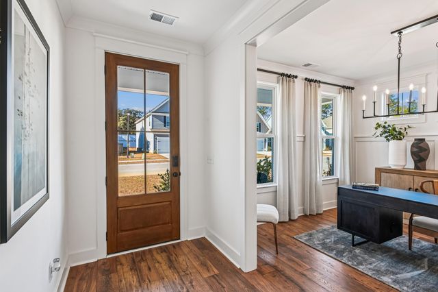 453 Eagleview Drive, Moncks Corner, SC 29461