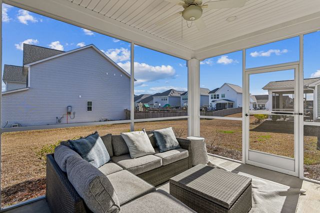 453 Eagleview Drive, Moncks Corner, SC 29461