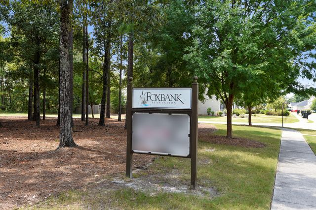 453 Eagleview Drive, Moncks Corner, SC 29461