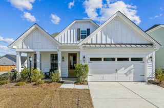 453 Eagleview Drive, Moncks Corner, SC 29461