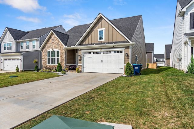 6519 Palm Warbler Dr, Murfreesboro, TN 37128