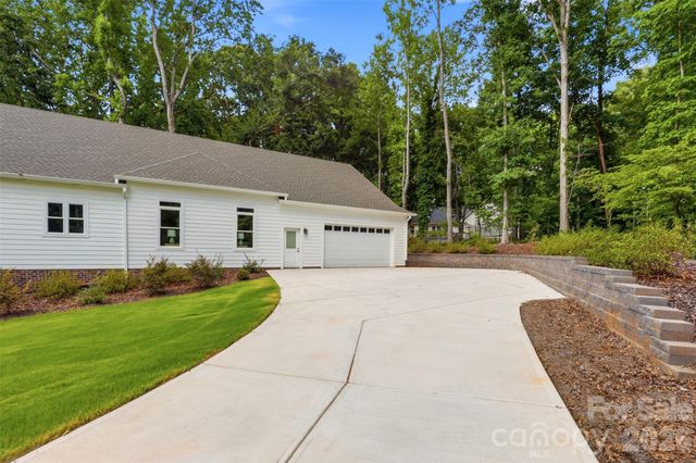 2698 Oakhurst Drive, Rock Hill, SC 29732
