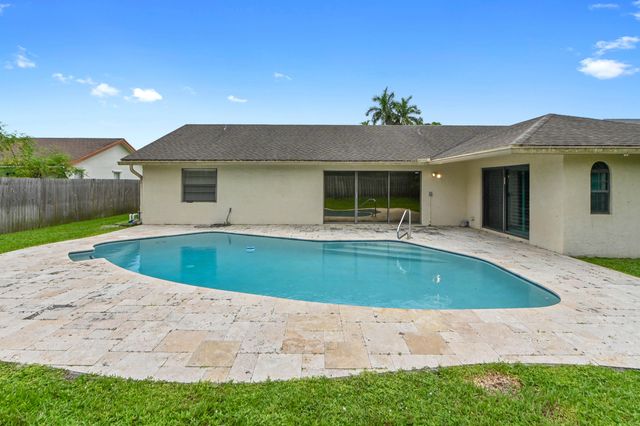 9585 Lancaster Place, Boca Raton, FL 33434