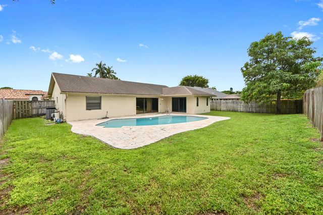 9585 Lancaster Place, Boca Raton, FL 33434