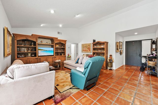 9585 Lancaster Place, Boca Raton, FL 33434