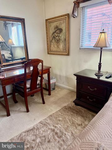 637 22ND ST S, Arlington, VA 22202