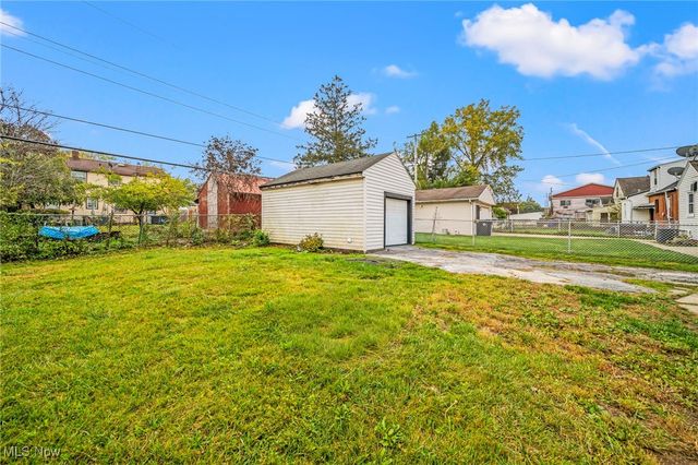 3983 E 176th Street, Cleveland, OH 44128