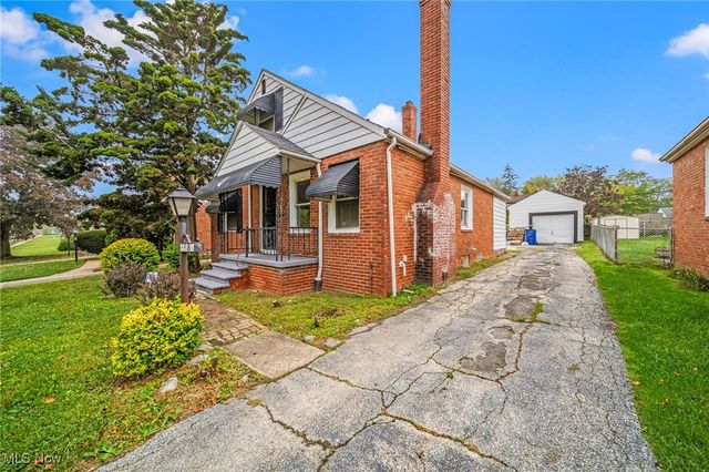 3983 E 176th Street, Cleveland, OH 44128