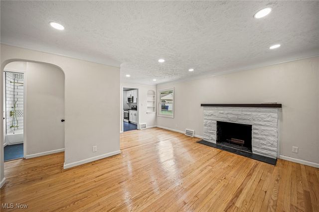 3983 E 176th Street, Cleveland, OH 44128