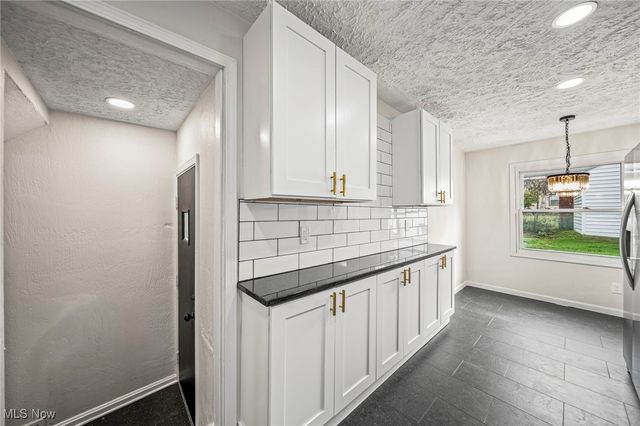 3983 E 176th Street, Cleveland, OH 44128