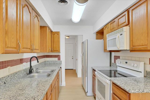 5277 Aspen, Olivehurst, CA 95961