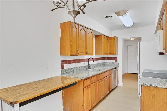 5277 Aspen, Olivehurst, CA 95961