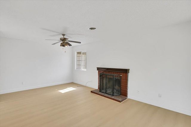 5277 Aspen, Olivehurst, CA 95961