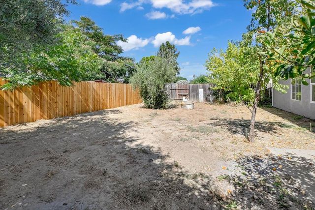 5277 Aspen, Olivehurst, CA 95961