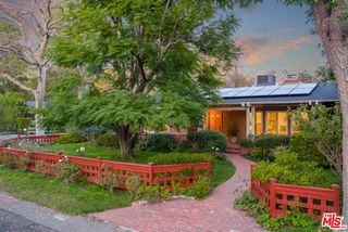 4958 Carpenter Avenue, Valley Village, CA 91607