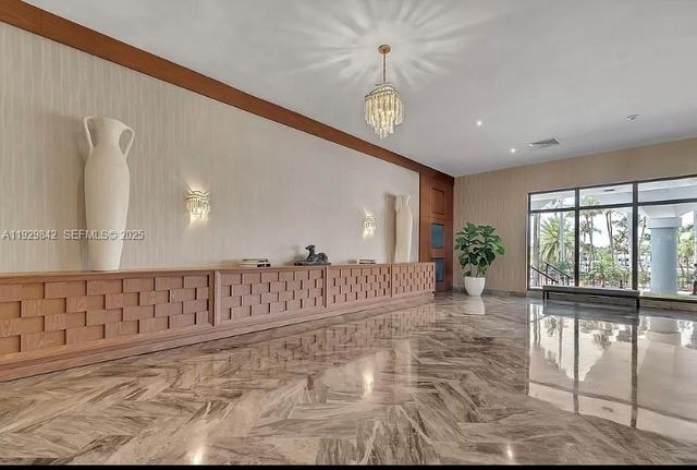 5401 Collins Ave 411, Miami Beach, FL 33140