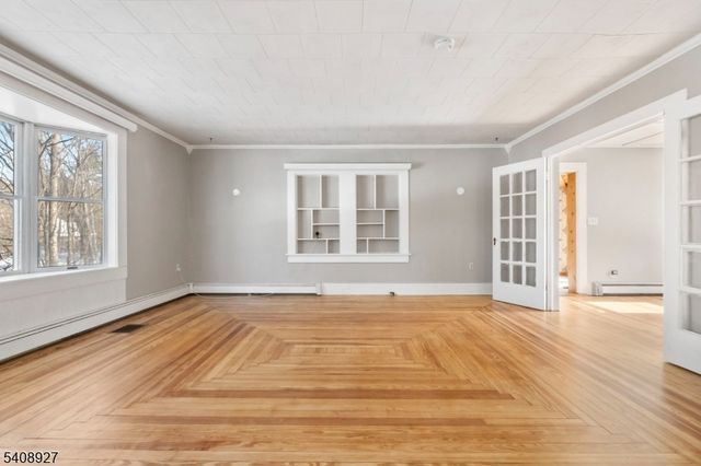 1 Old Dingman Rd, Sandyston Twp., NJ 07851