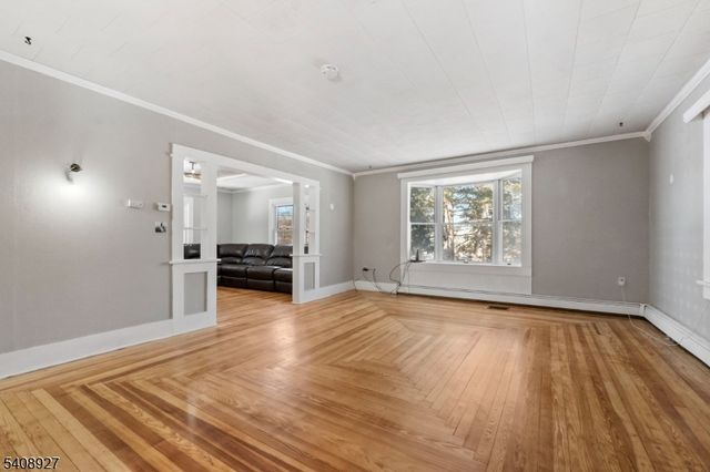 1 Old Dingman Rd, Sandyston Twp., NJ 07851