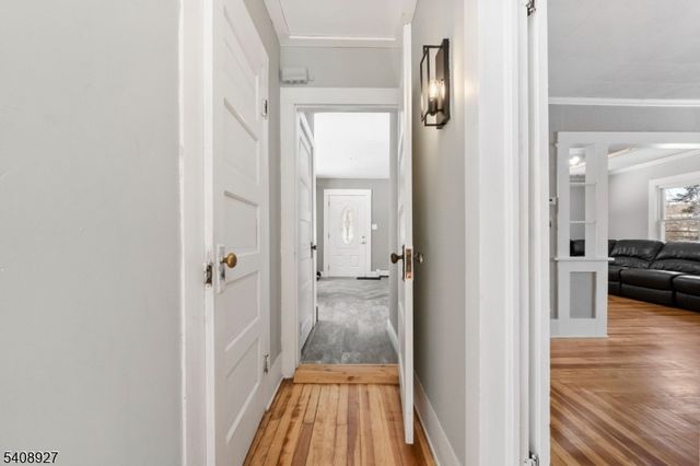 1 Old Dingman Rd, Sandyston Twp., NJ 07851